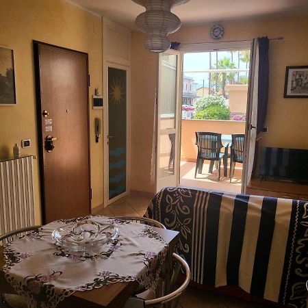 The Shell Apartment Bordighera Extérieur photo