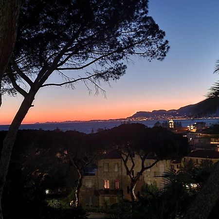 The Shell Apartment Bordighera Extérieur photo