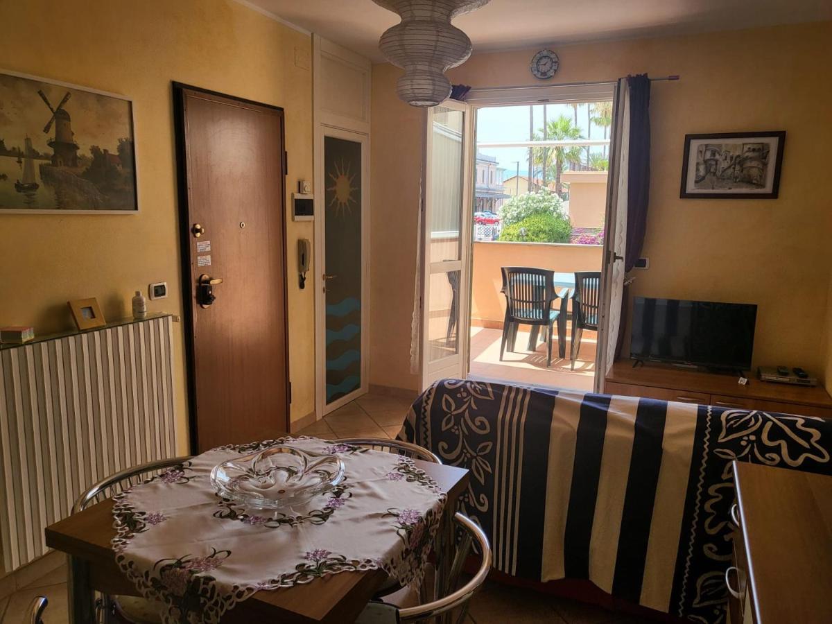 The Shell Apartment Bordighera Extérieur photo